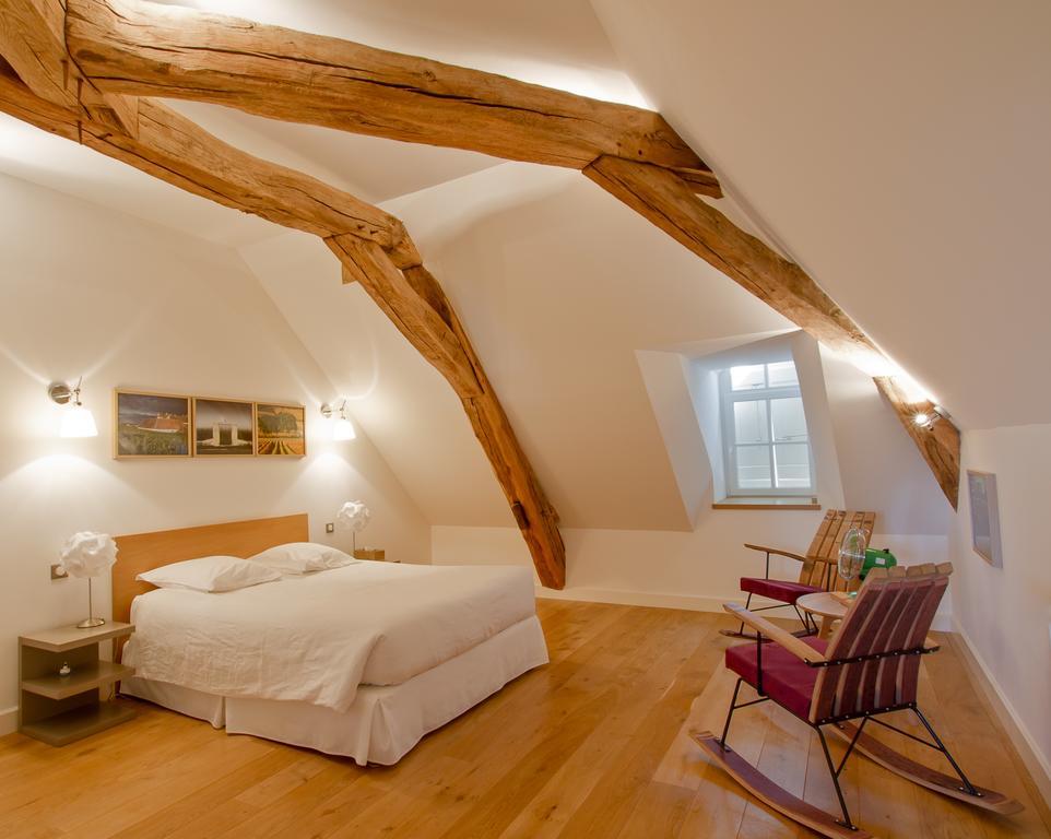Chambres D'Hotes Le Clos Des Tilleuls Demigny Ruang foto